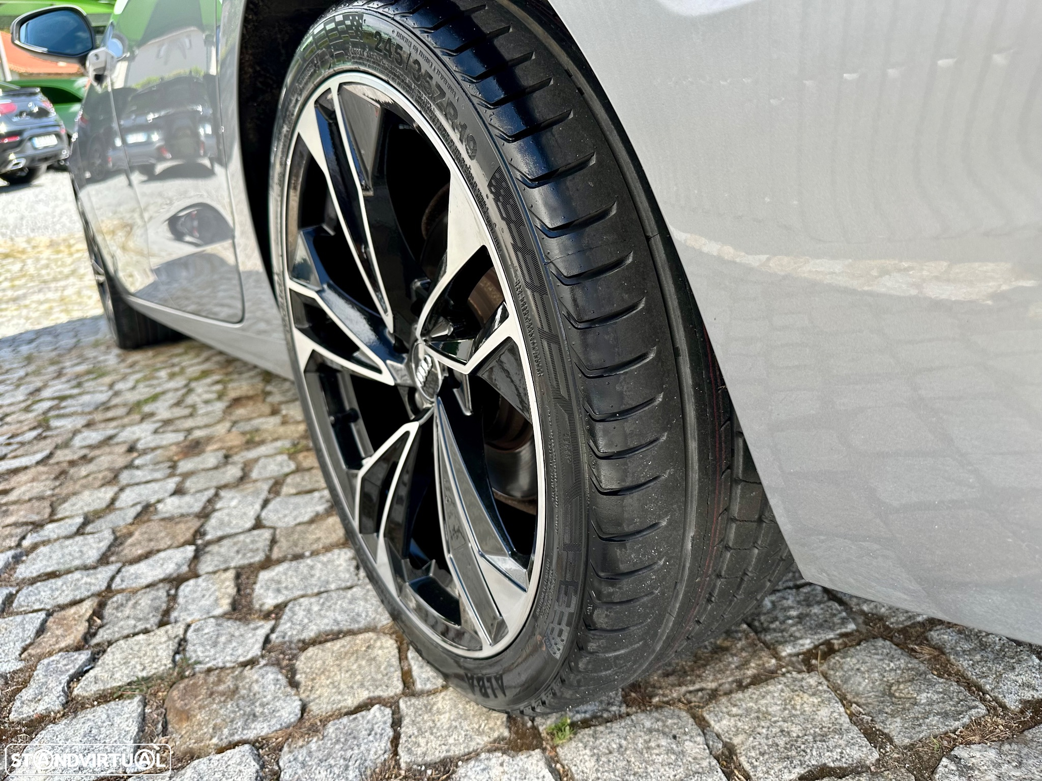 Audi A4 Avant 30 TDI Advanced S tronic - 54