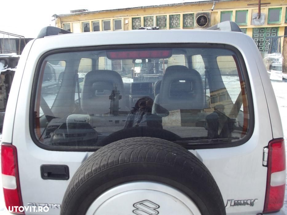 Geam Suzuki Jimny lateral usa parbriz luneta dezmembrez suzuki Jimny - 3