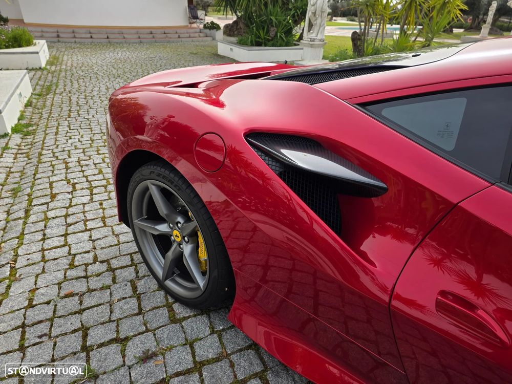 Ferrari F8 Tributo 3.9 Twin-Turbo V8 - 4