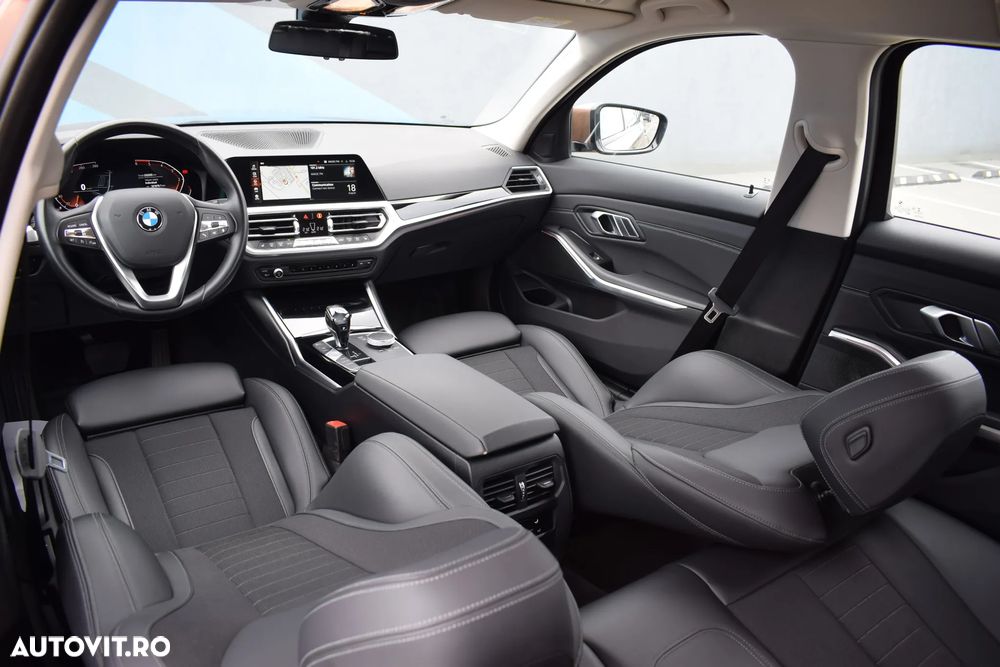 BMW Seria 3 320d Touring Aut. Sport Line - 7