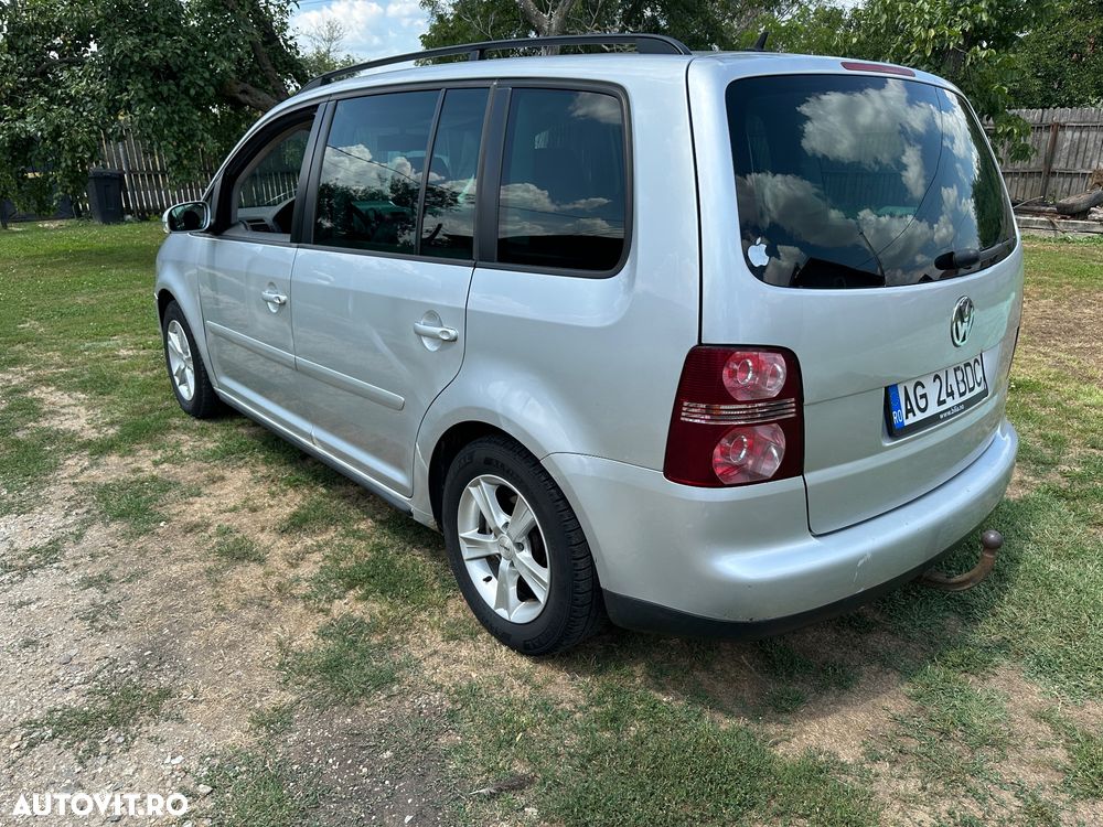 VOLKSWAGEN Touran 2006 — imagine 5