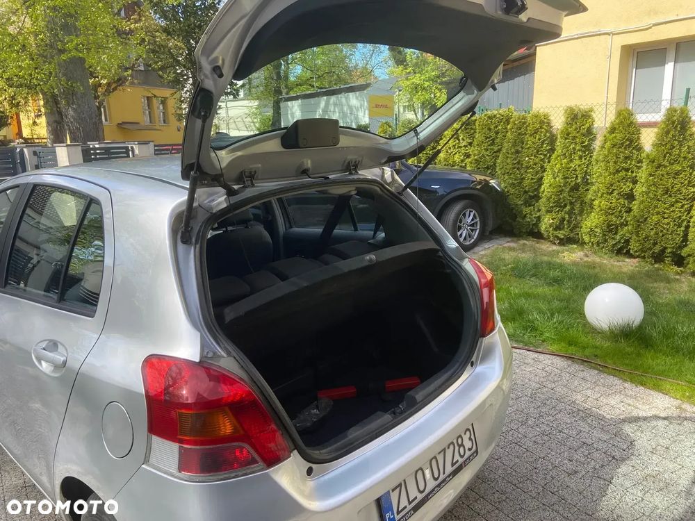 Toyota Yaris 1.33 Luna - 7