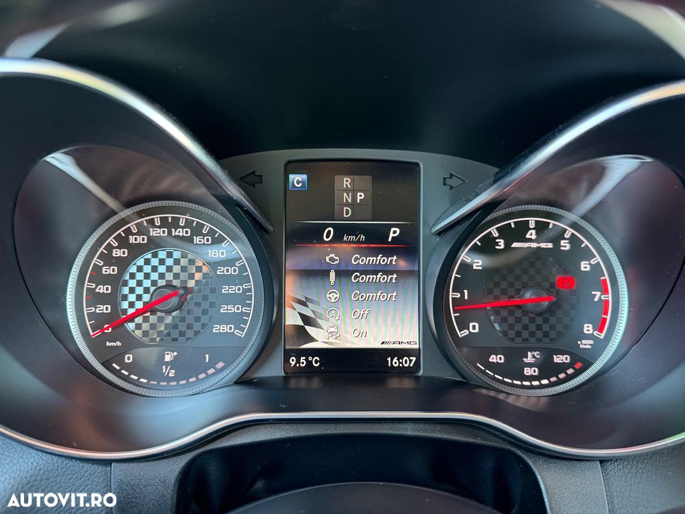 Mercedes-Benz GLC - 29