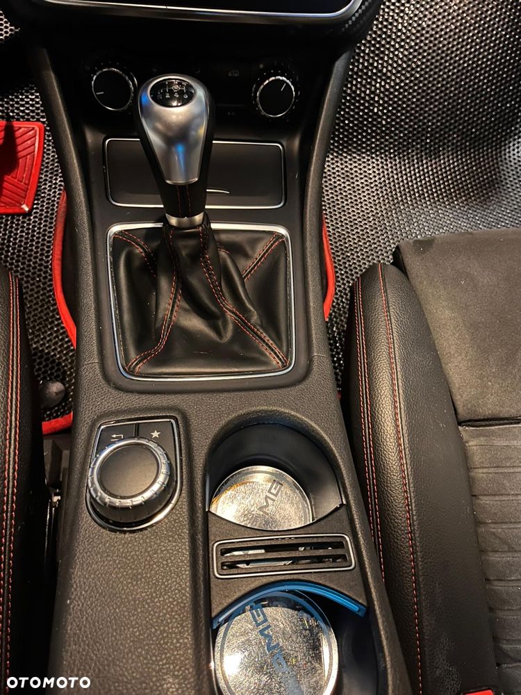 Mercedes-Benz Klasa A 250 AMG Line - 24