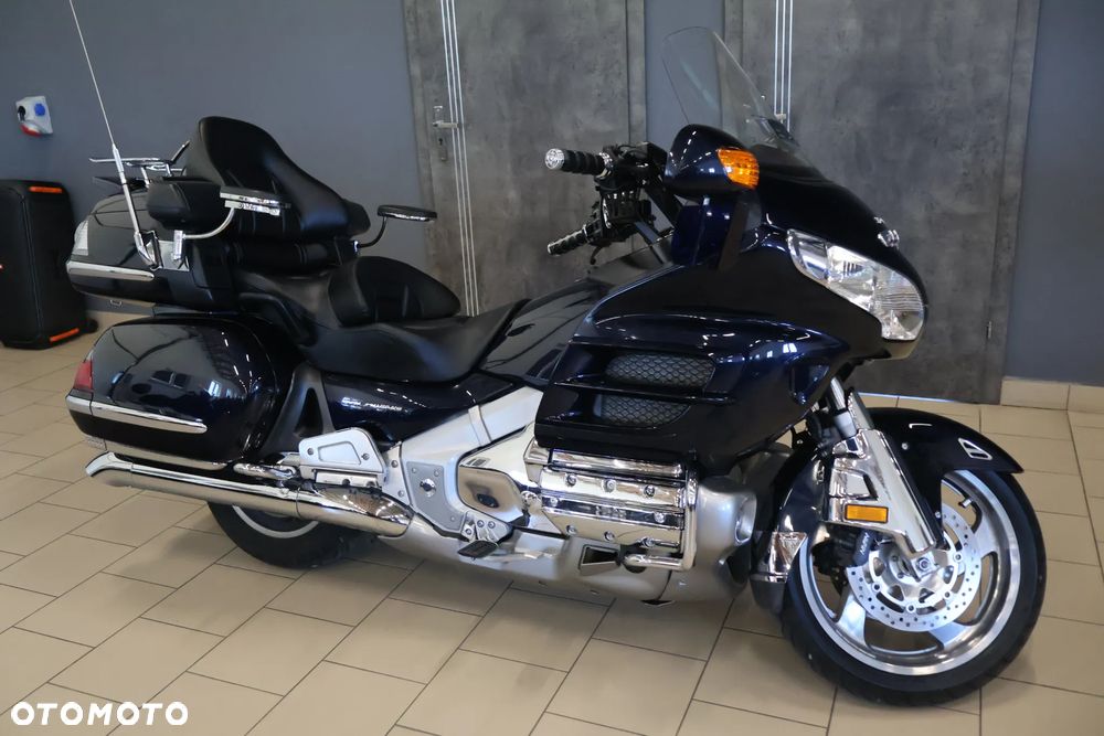 Honda GL - 10