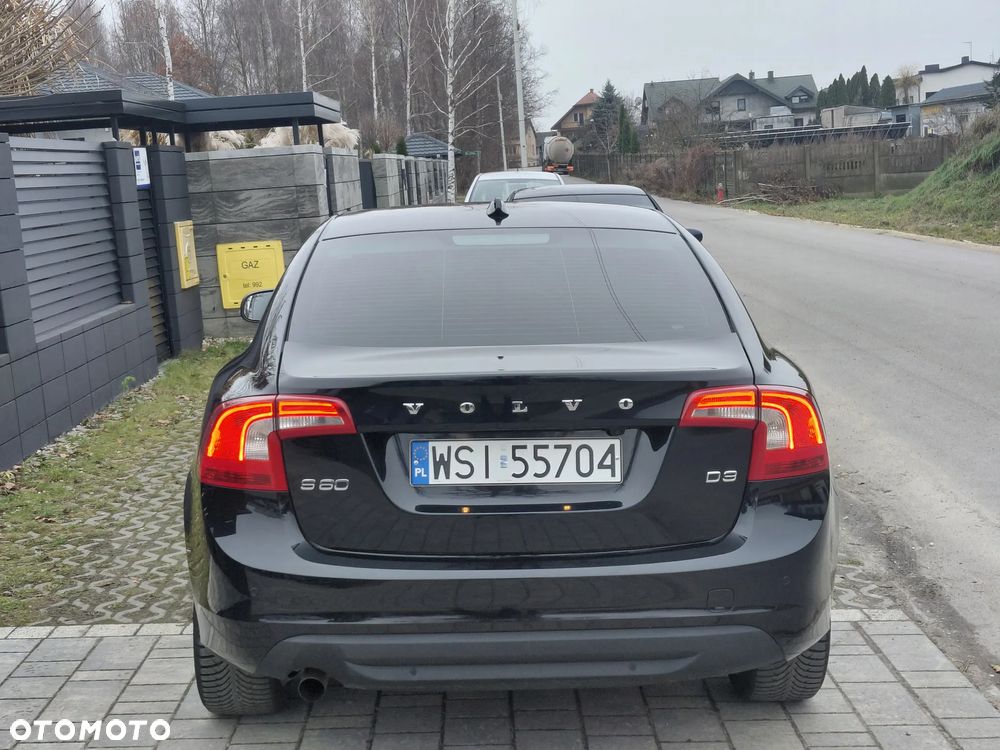 Volvo S60 D3 Geartronic Momentum - 38