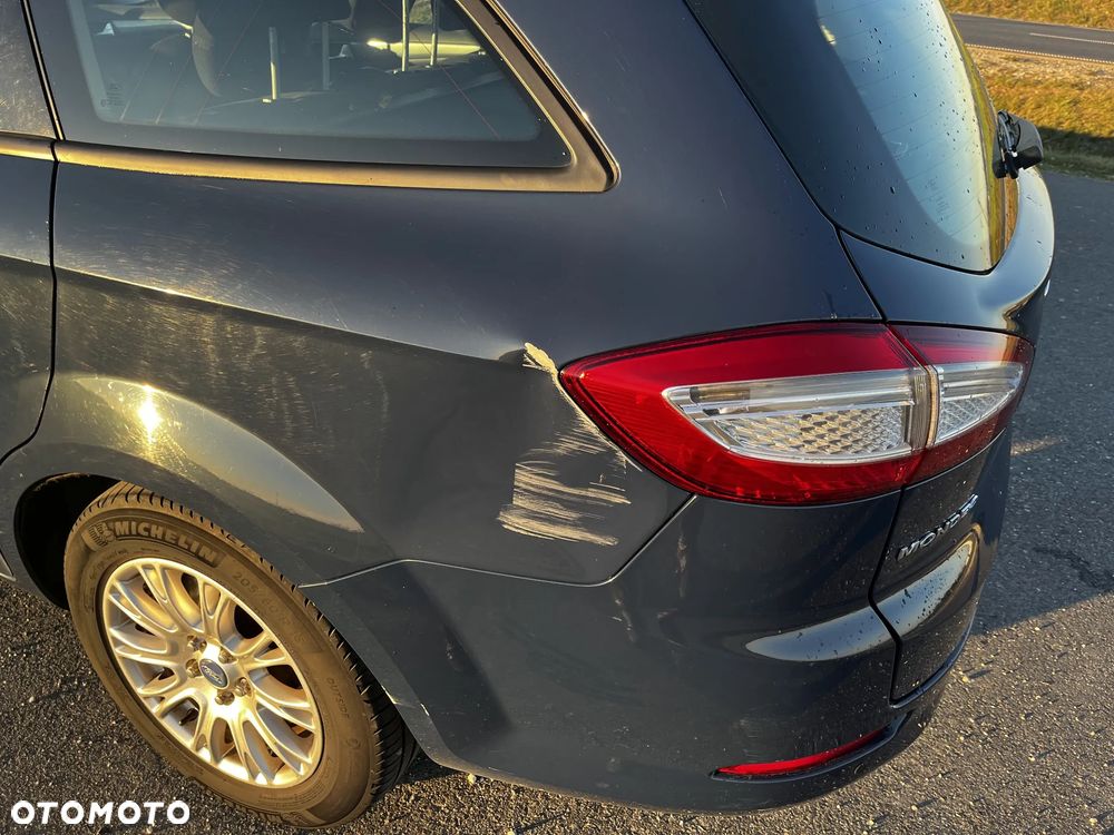 Ford Mondeo 2.0 Ambiente - 3