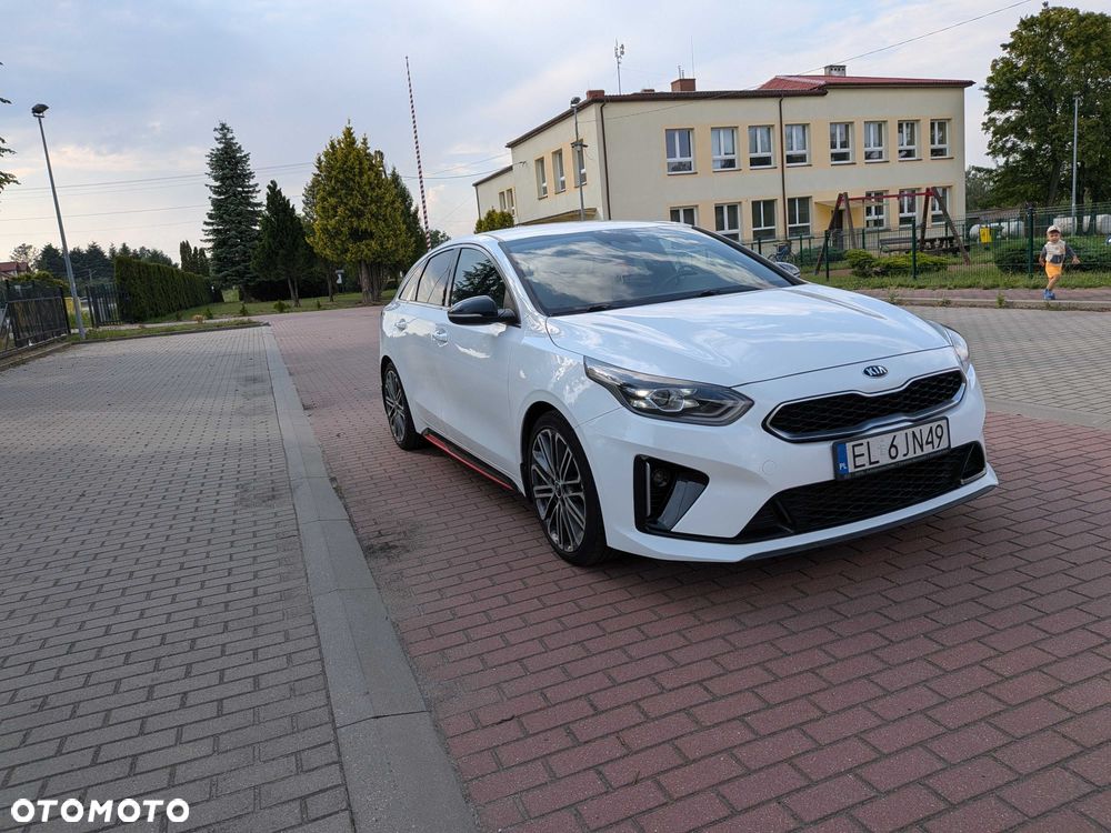 Kia ProCeed - 6