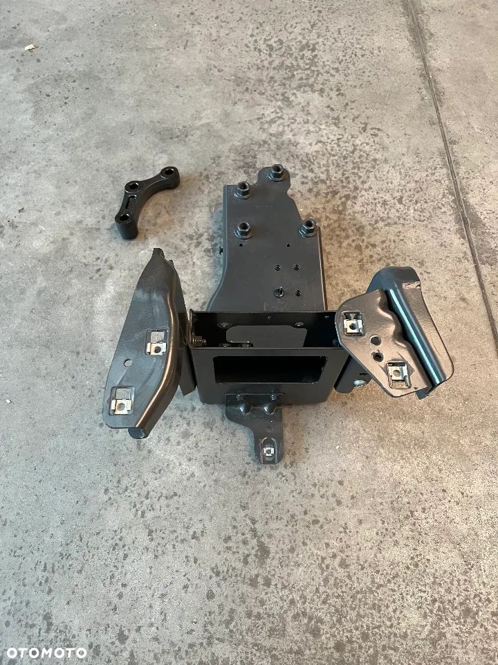 Mocowanie stopnia dolnego Mercedes MP4 ACTROS,ANTOS Nr.A9616600230 - 2