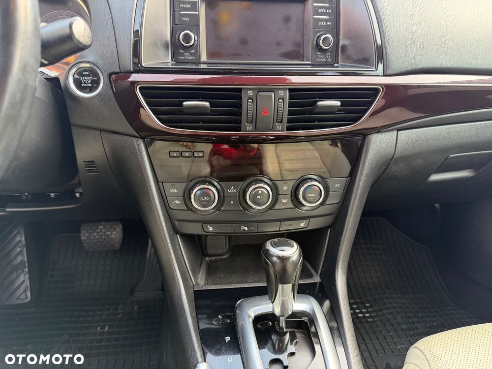 Mazda 6 SKYACTIV-D 175 Drive i-ELOOP AWD Sports-Line - 32