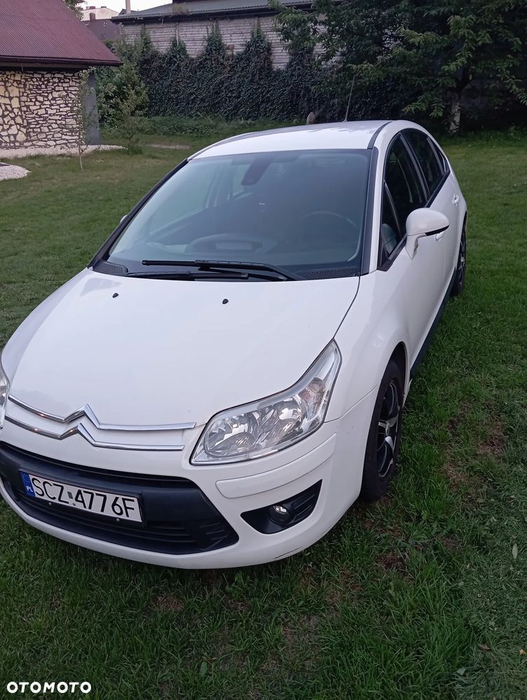Citroën C4 1.4 16V Impress - 1