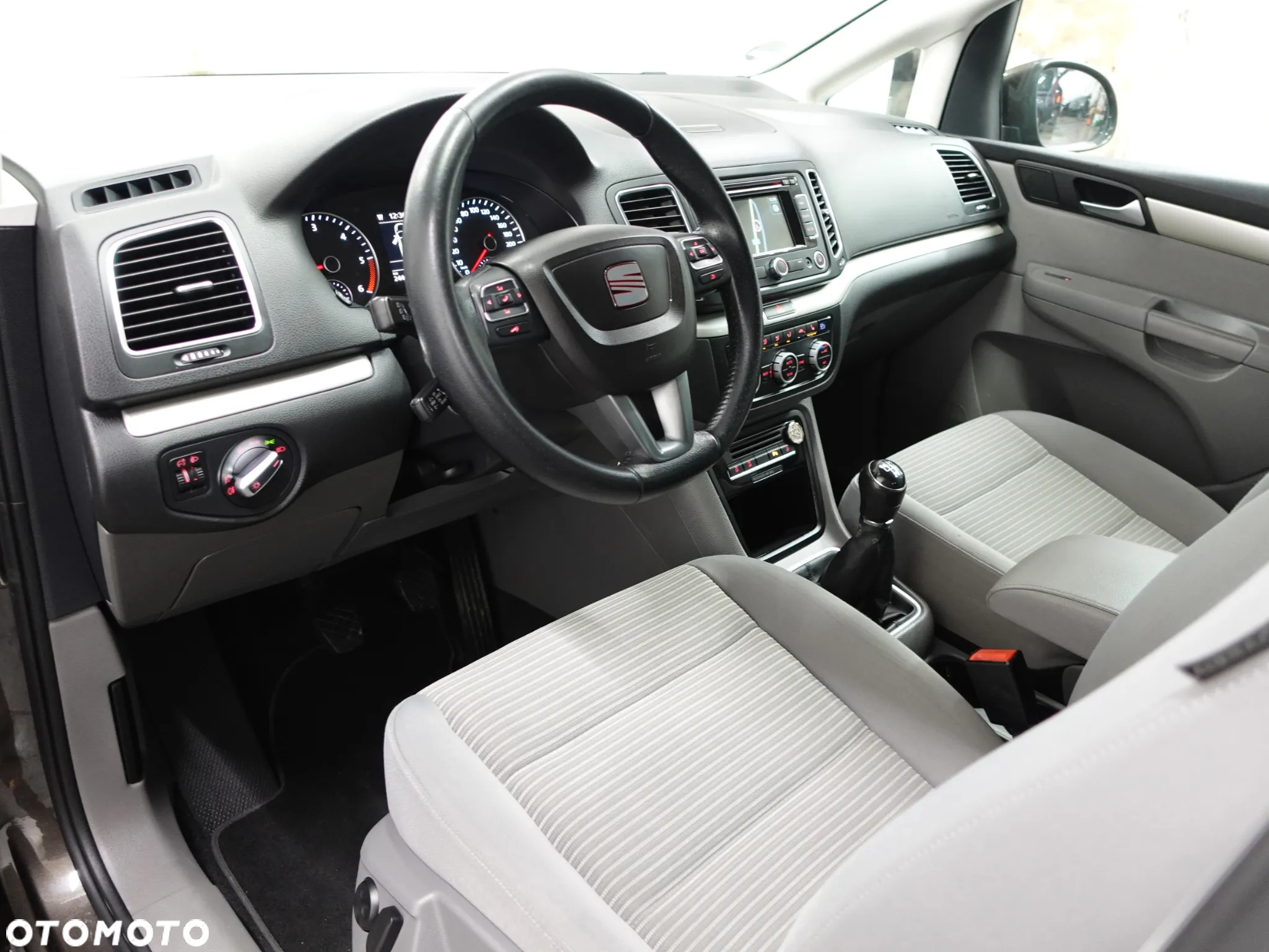 Seat Alhambra 2.0 TDI Ecomotive 4Kids - 20
