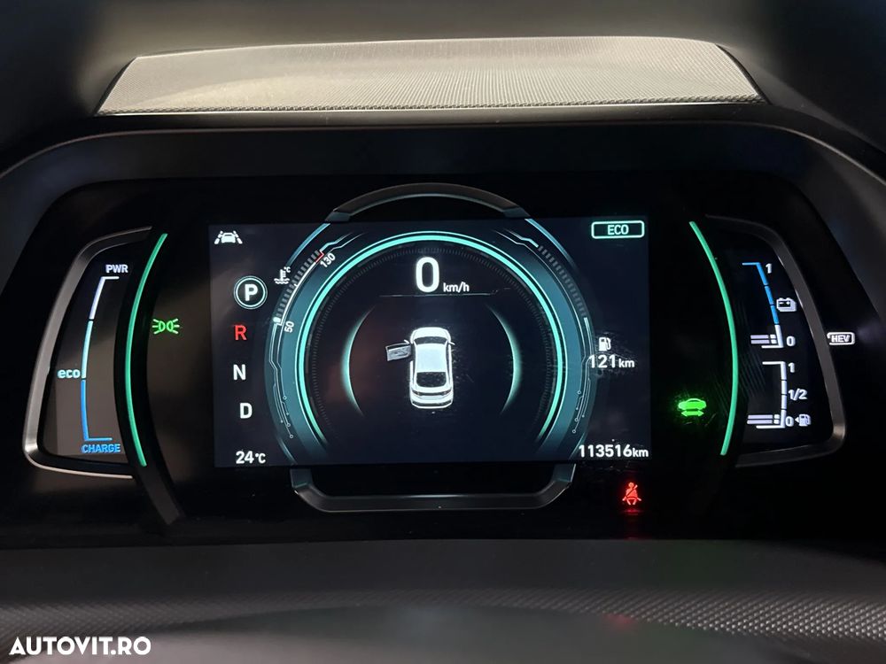 Hyundai IONIQ - 11