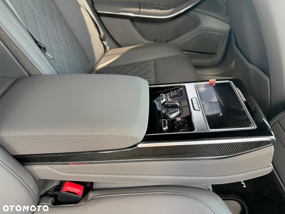 Audi S8 TFSI mHEV Quattro Tiptr - 34