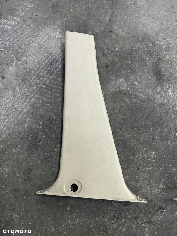 OSŁONA SŁUPKA LEWEGO MERCEDES W169 W245 A1696920122