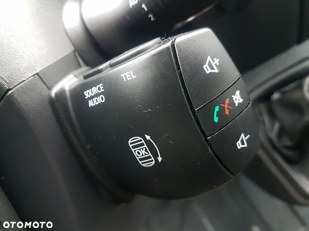 Renault MASTER KONTENER 8EP 4,22x2,23x2,23 KLIMA KRAJOWY MANUAL  6-BIEGÓW DMC 3500 KG - 24