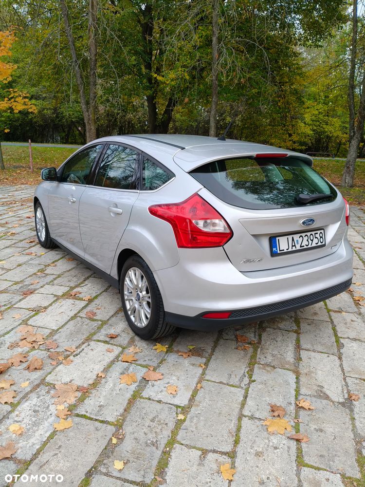 Ford Focus 2012 photo 3