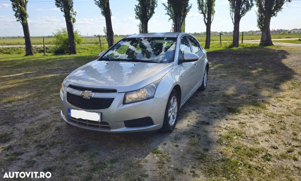 Chevrolet Cruze 2.0 LS - 1