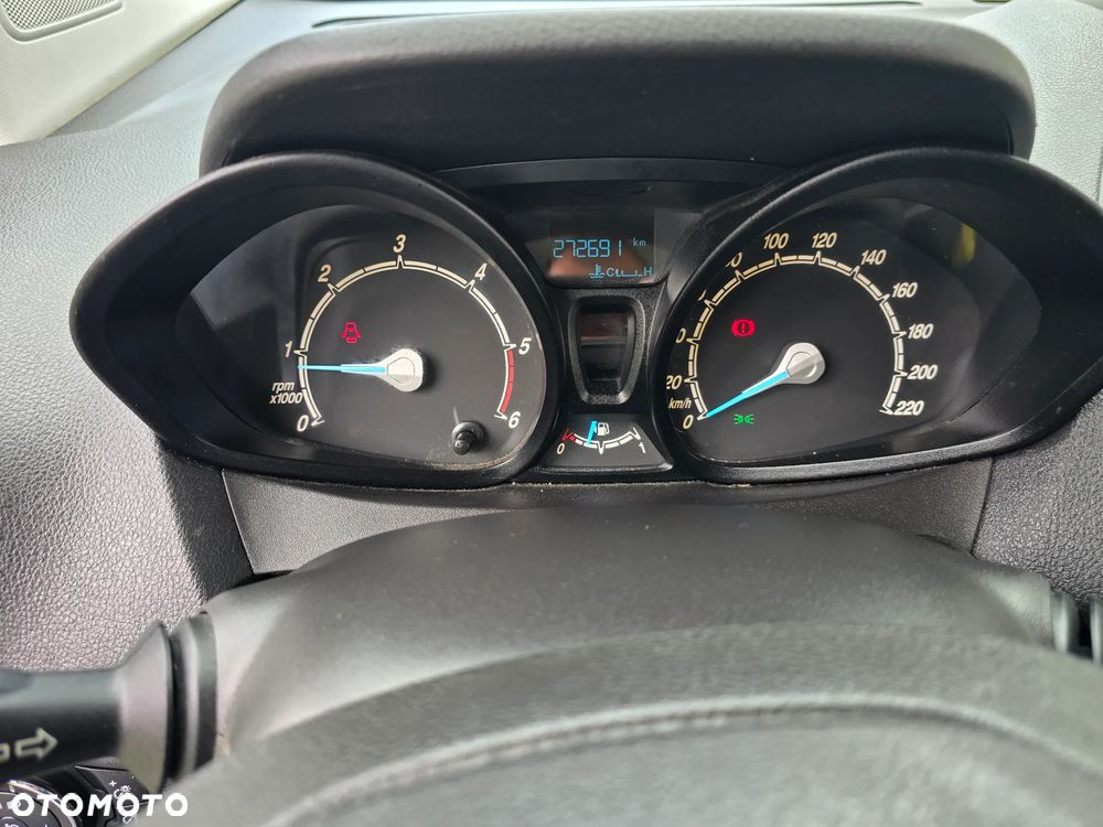 Ford Tourneo Courier 1.5 TDCi Sport - 22