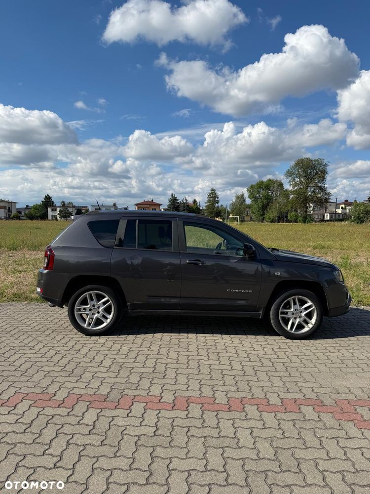 Jeep Compass 2.0 4x2 Limited - 9