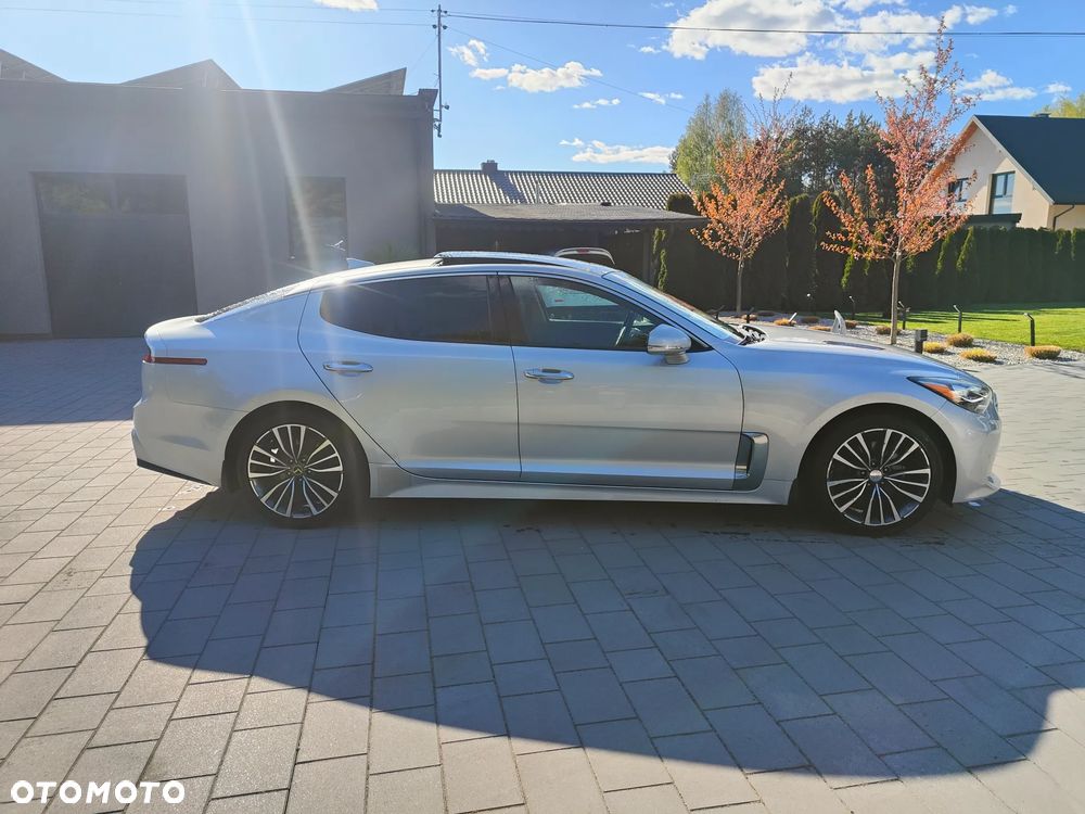 Kia Stinger - 5