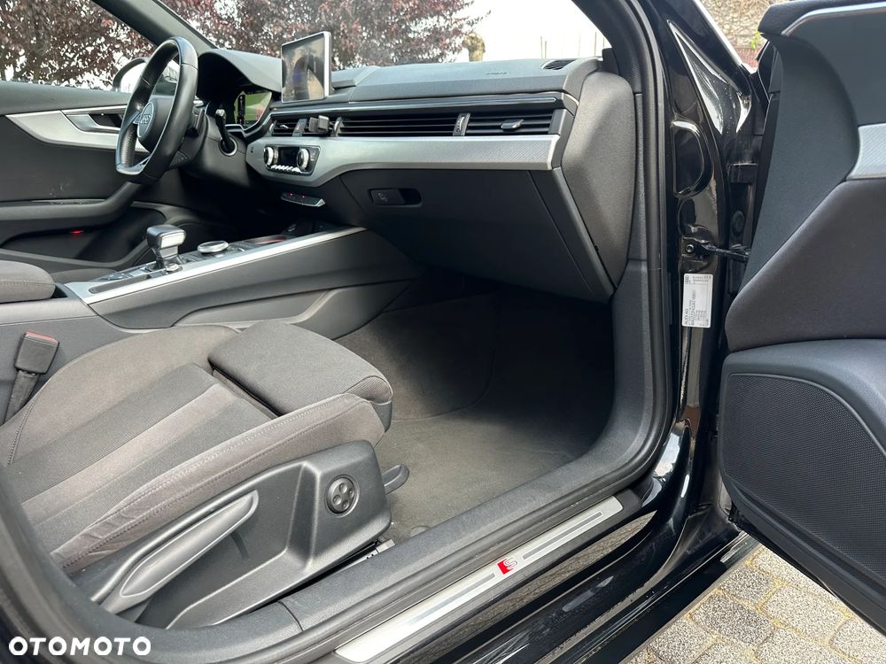 Audi A4 Avant - 27