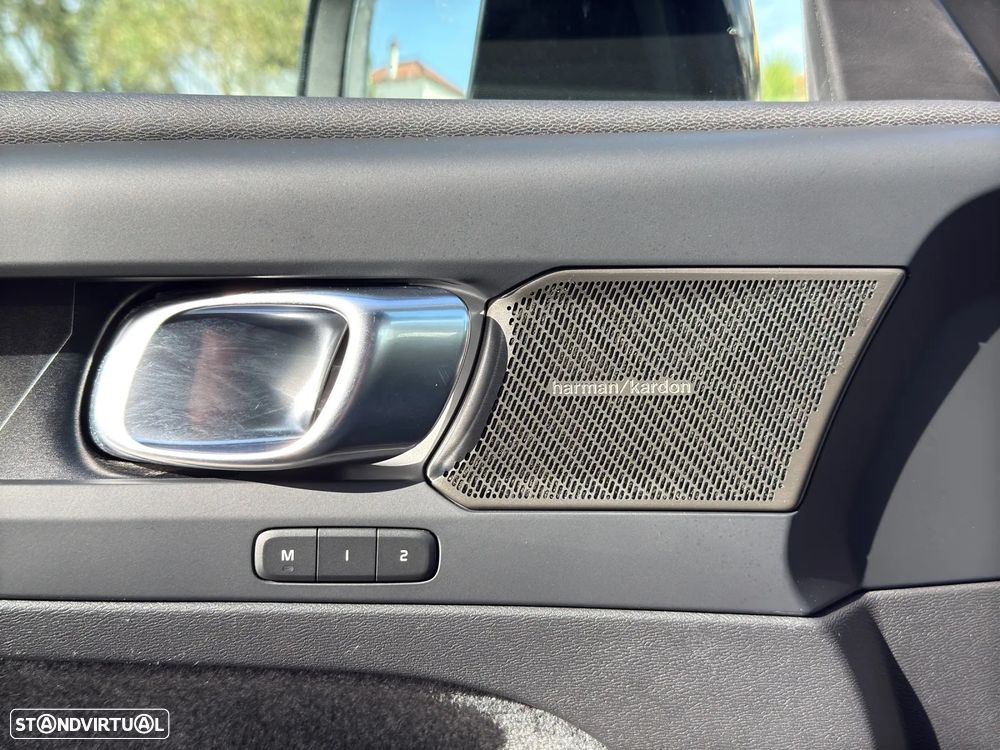 Volvo XC 40 Recharge Twin Ultimate - 23