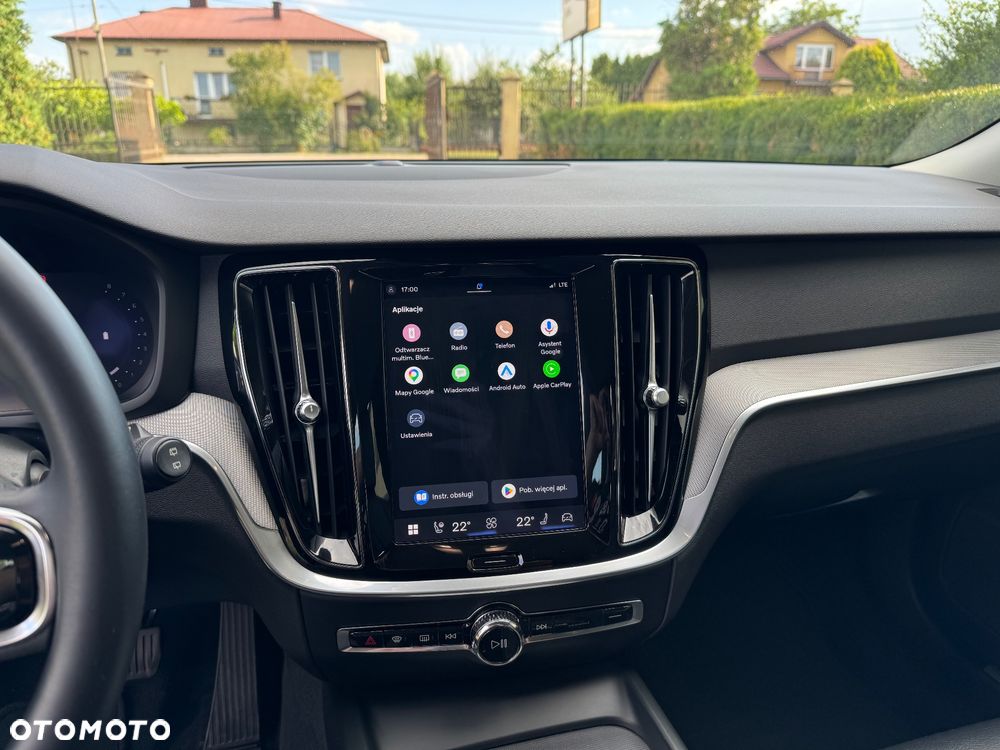 Volvo V60 B3 B Plus Dark - 20