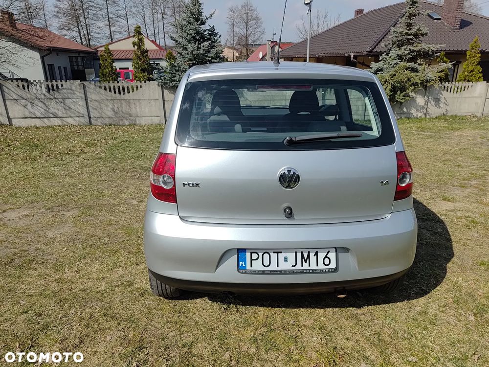 Volkswagen Fox 1.4 Style - 9