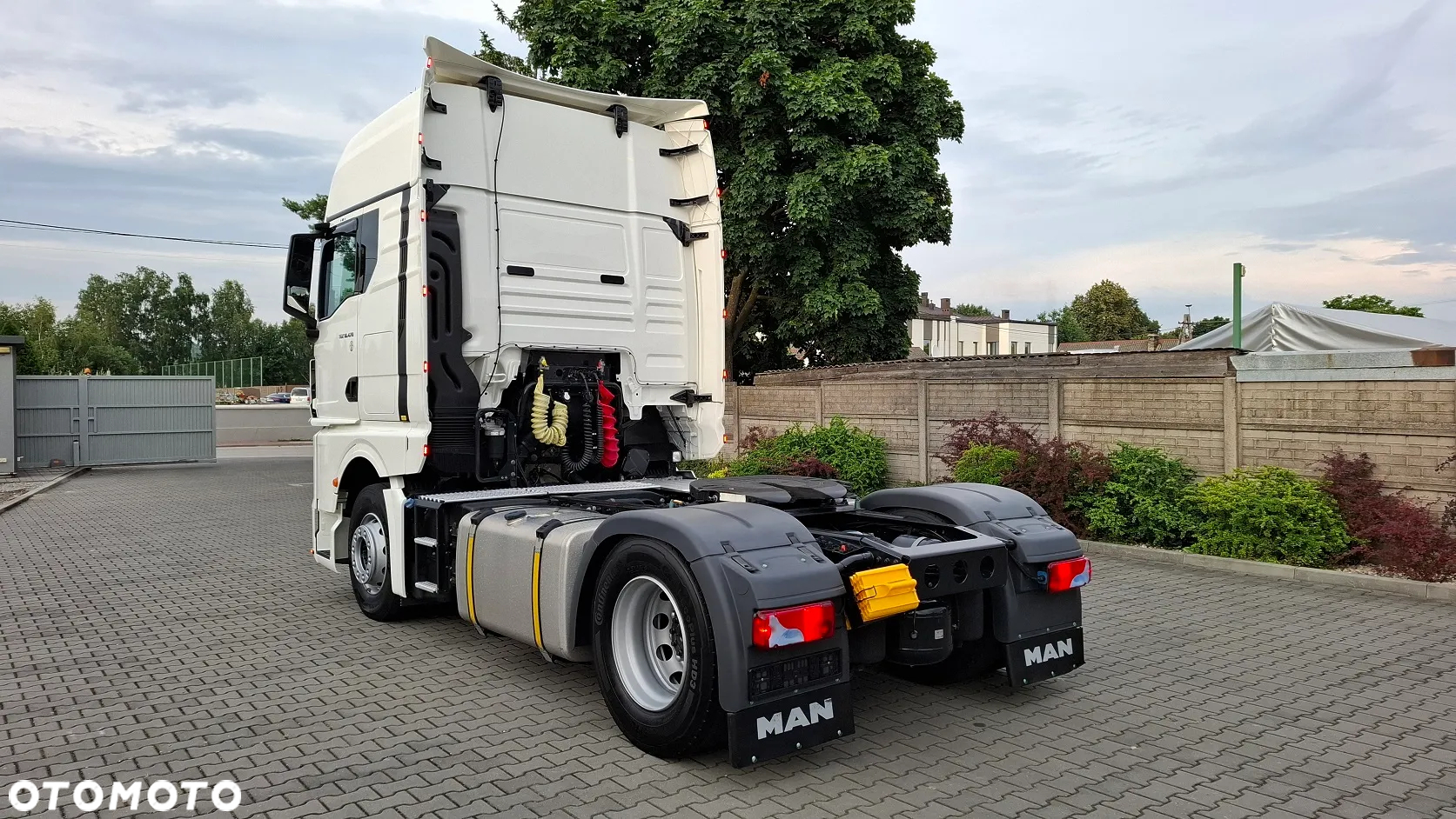 MAN TGX 18.470 GX / BL SA / RETARDER / PEŁNY ADR FL / PRZYSTAWKA PTO / SALON PL - 3