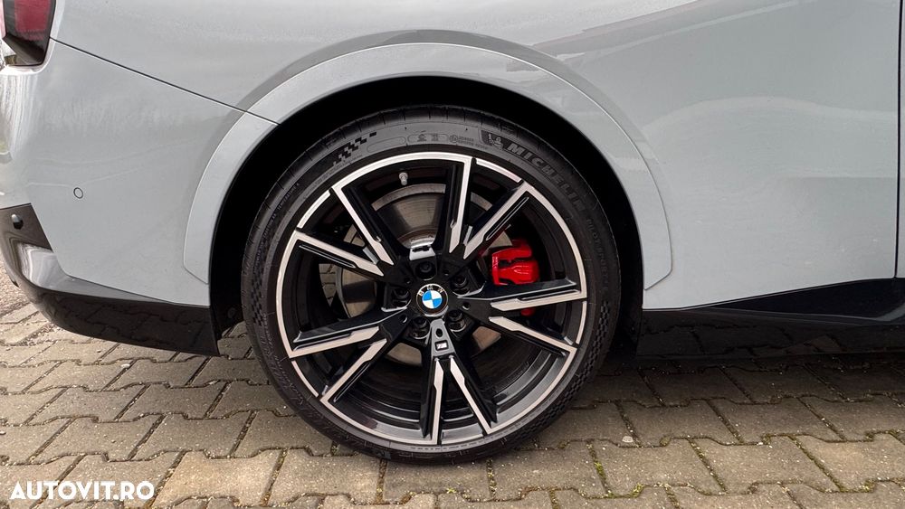BMW M2 M240i xDrive AT - 19