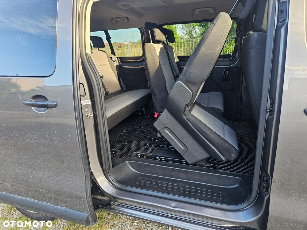 Peugeot Traveller - 5