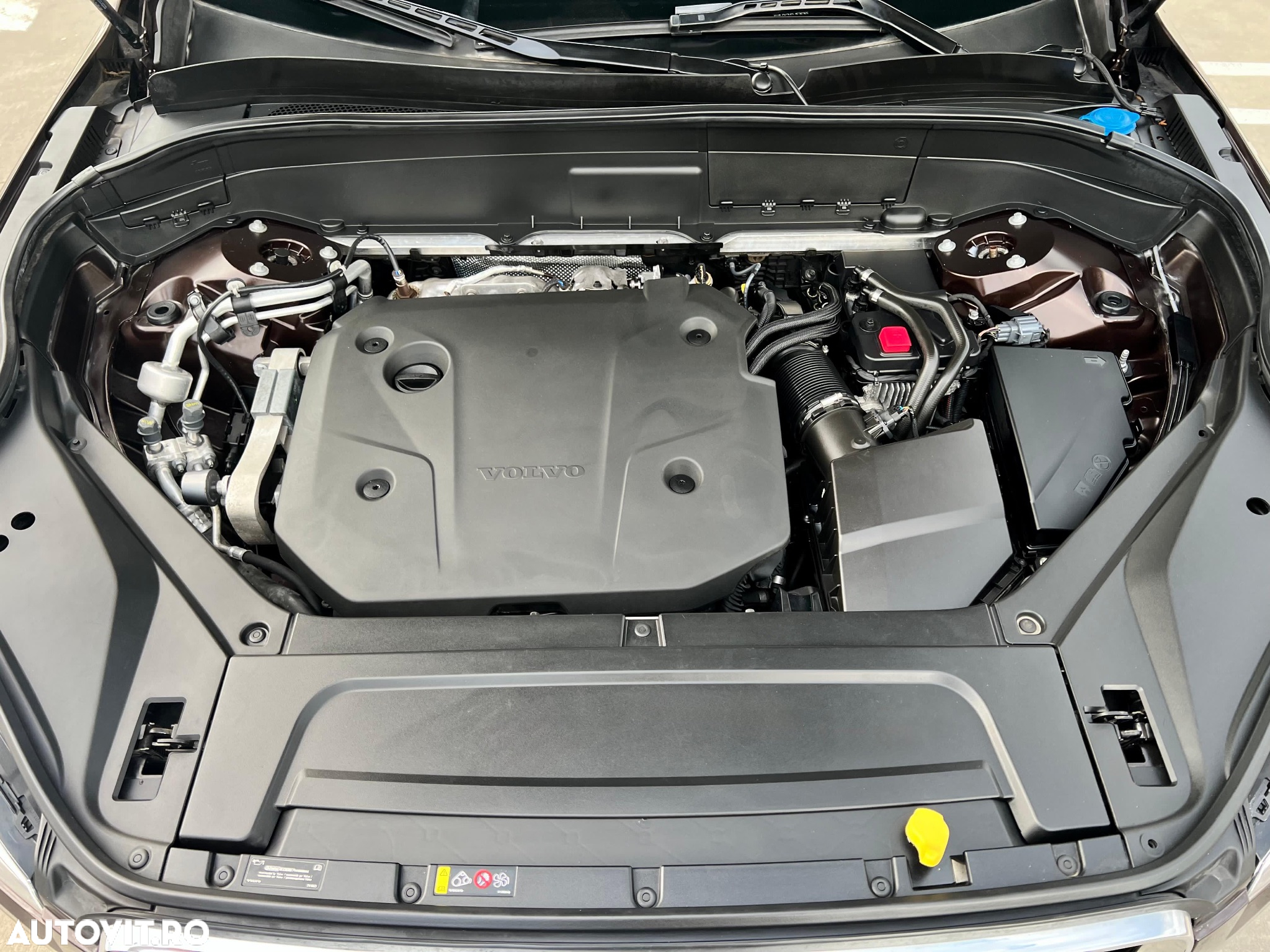 Volvo XC 90 B5 MHEV AWD 5 locuri Momentum Pro - 19