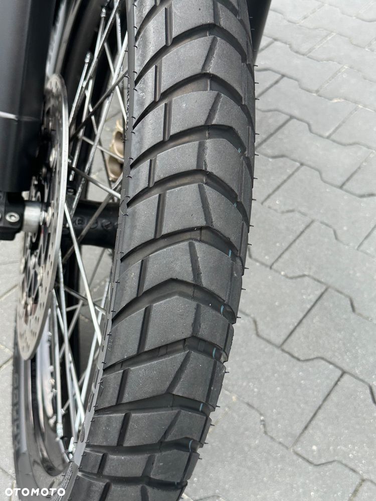 Triumph Tiger - 22