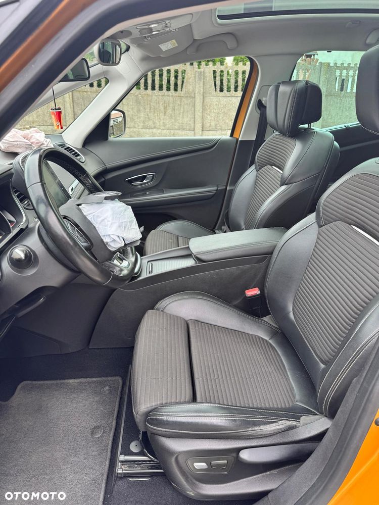 Renault Scenic dCi 110 FAP EDC Bose Edition - 12