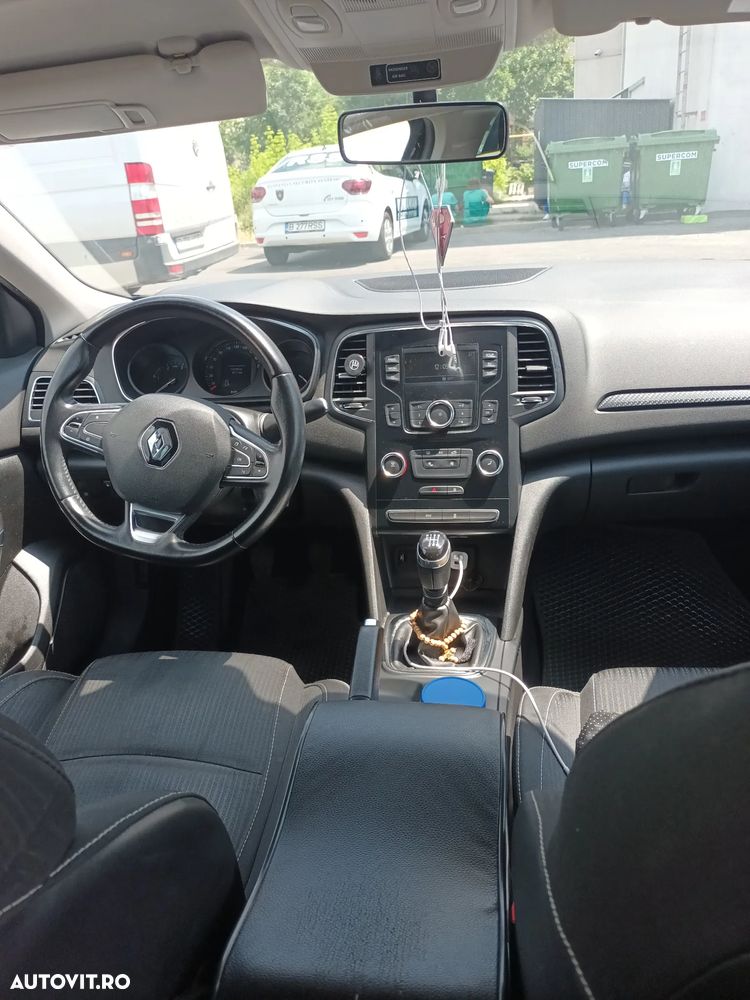 Renault Megane - 13