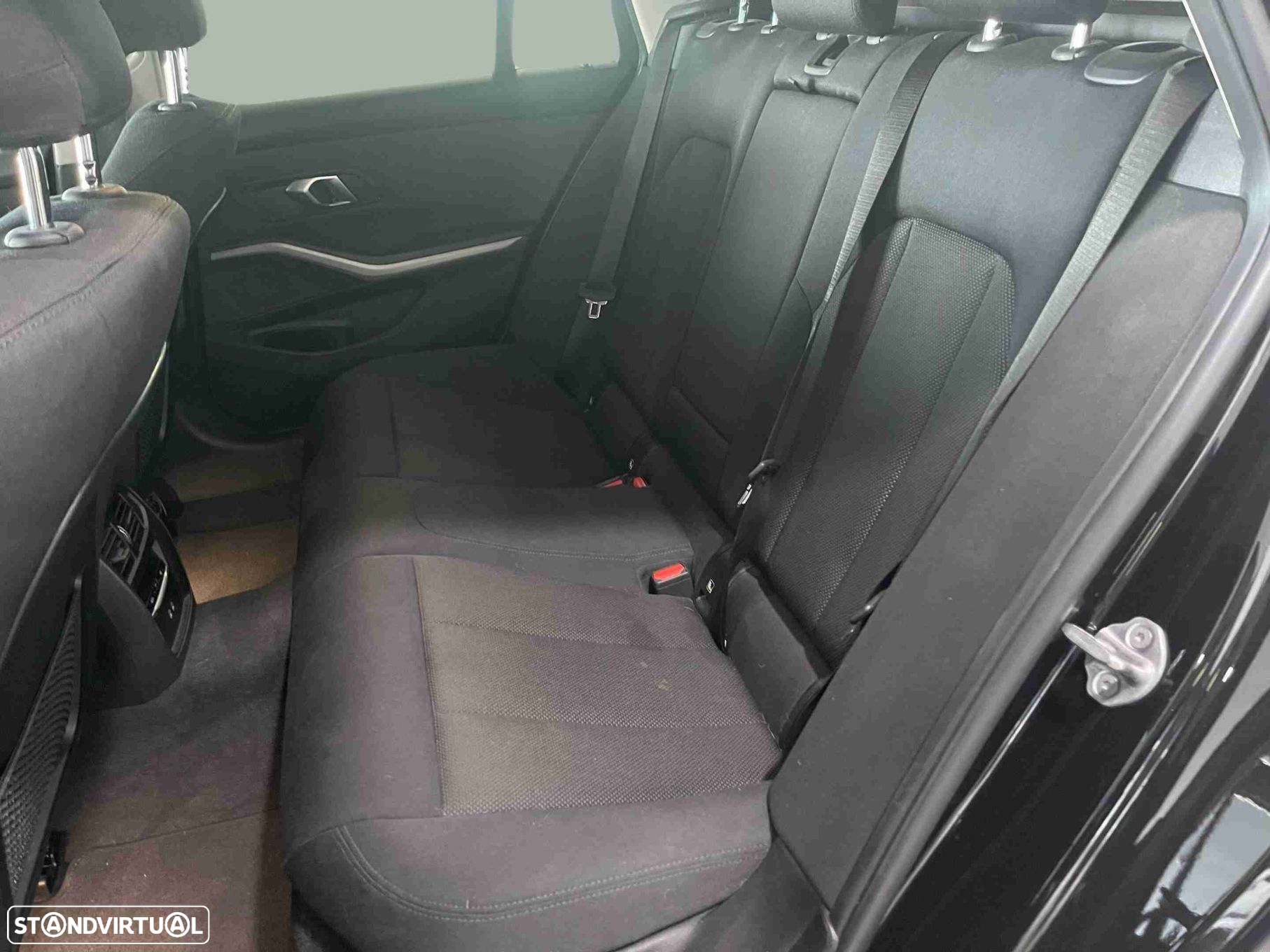 BMW 320 e Touring Auto - 7