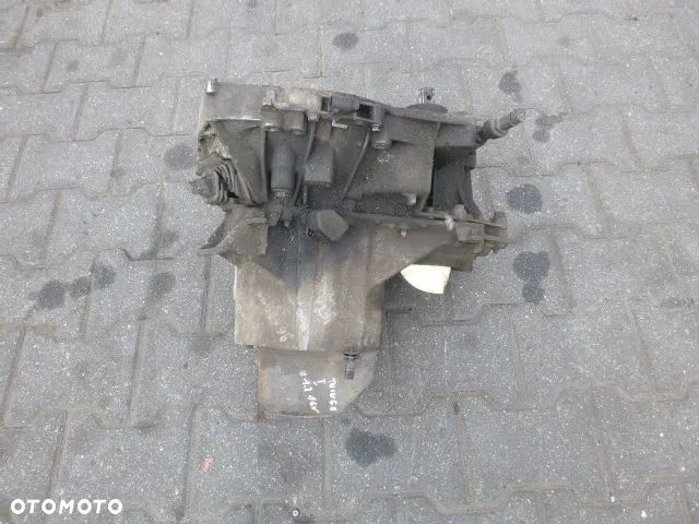 MANUALNA SKRZYNIA BIEGÓW RENAULT TWINGO 1.2 16V JB1132 - 6