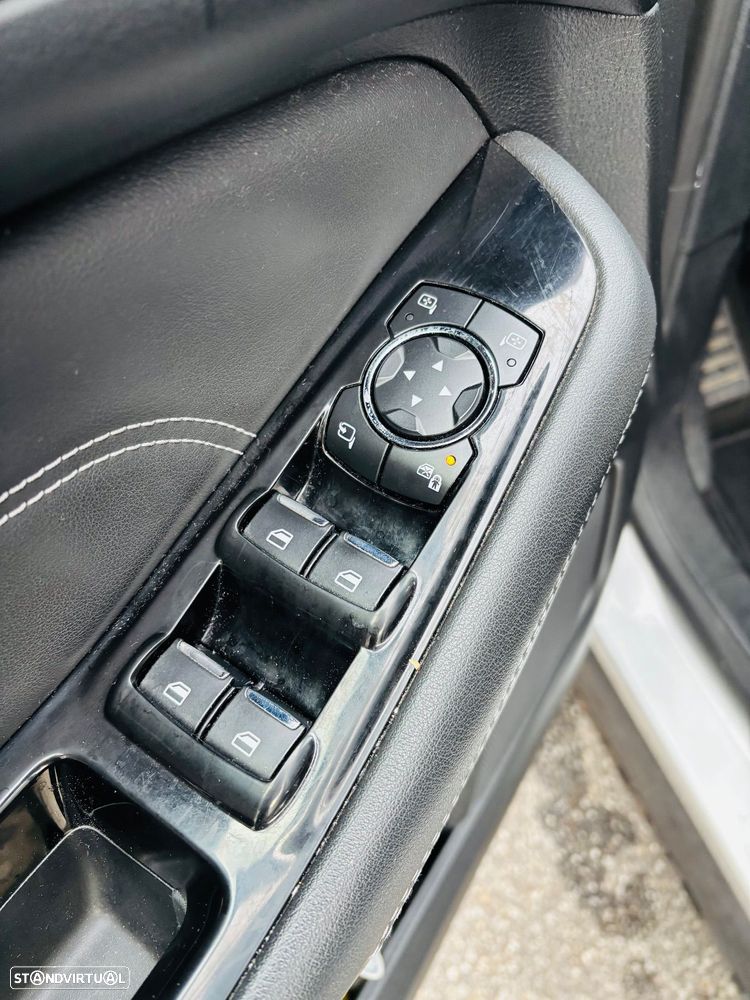 Ford S-Max 2.0 TDCi Titanium Powershift - 13