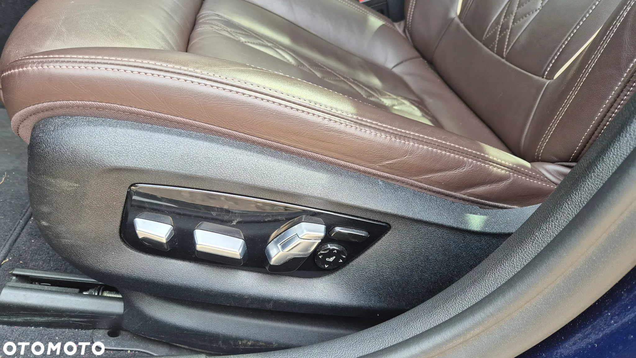 BMW Seria 5 540d xDrive Touring M Sport Edition - 17