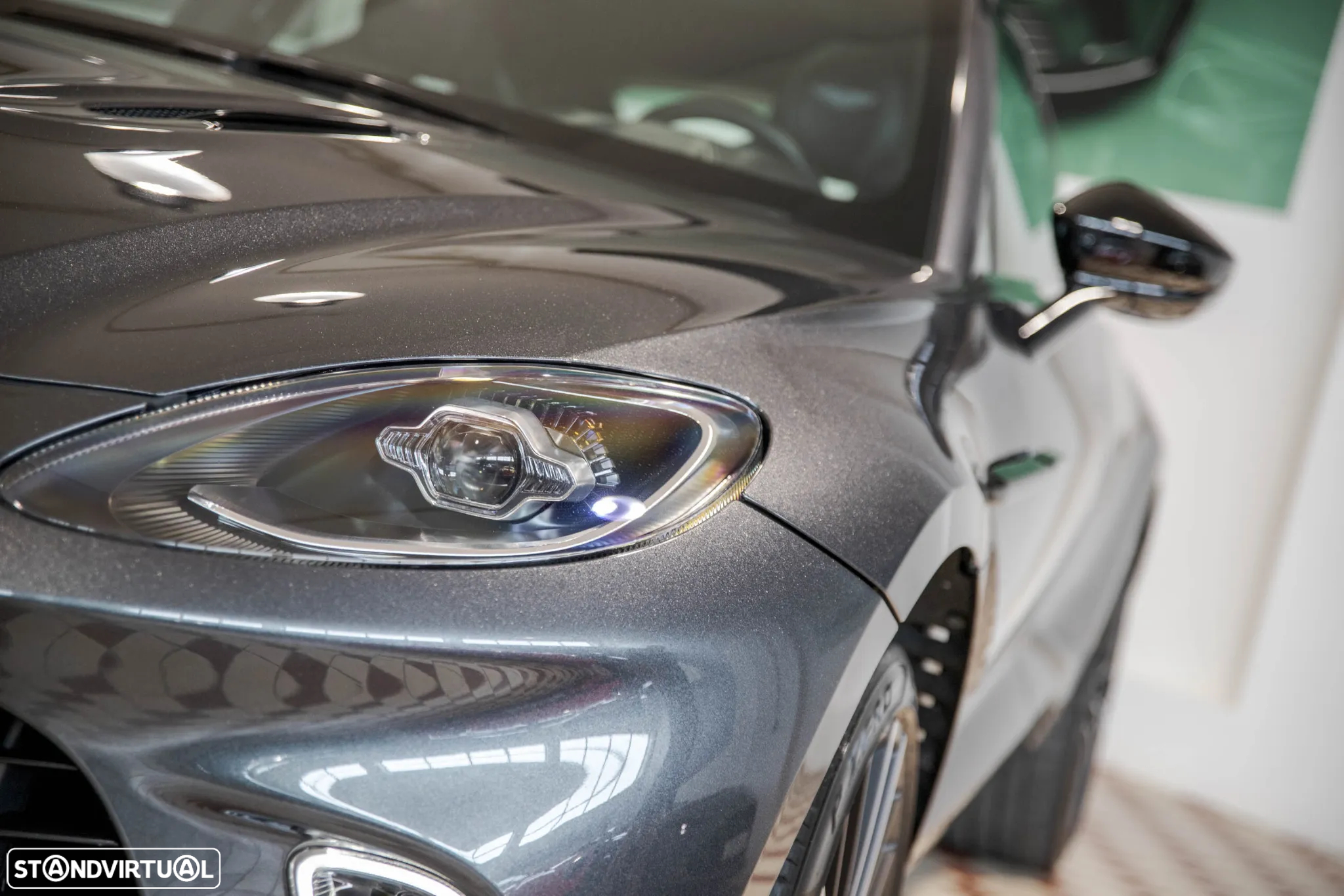 Aston Martin DBX Standard - 7