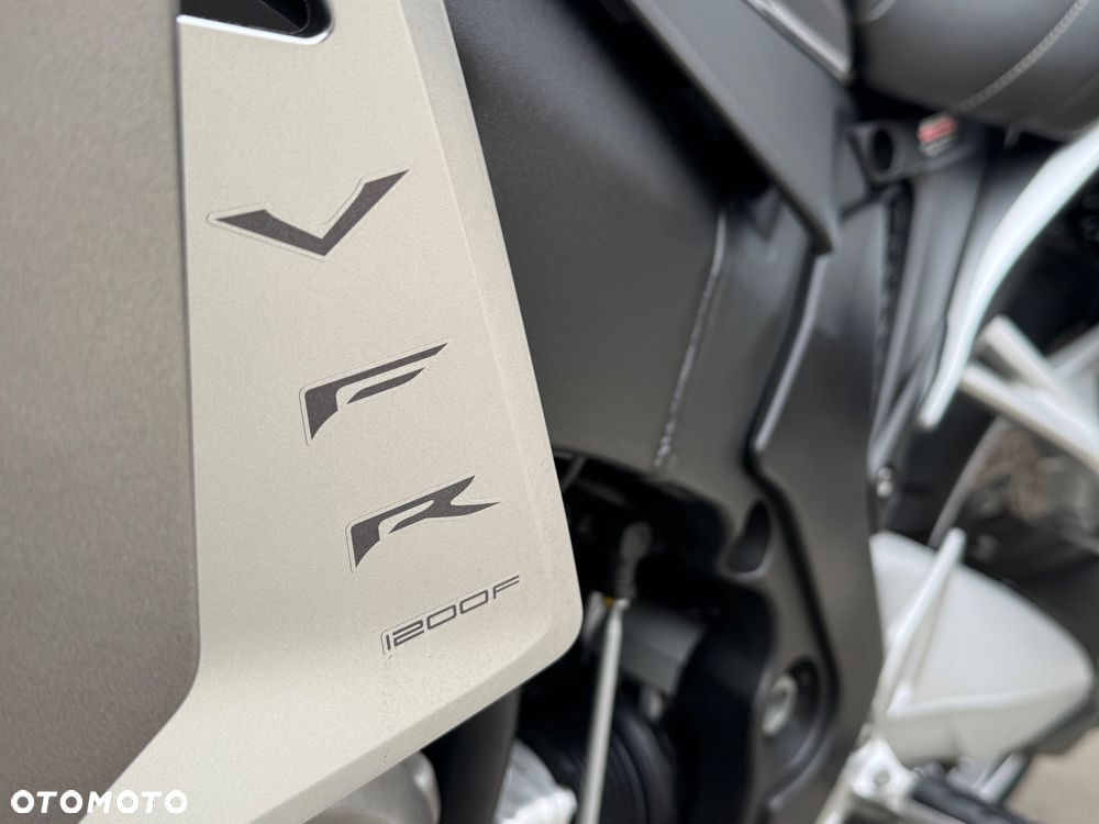 Honda VFR - 31