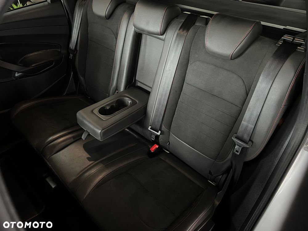 Ford Kuga 2.0 TDCi 4x2 ST-Line - 29