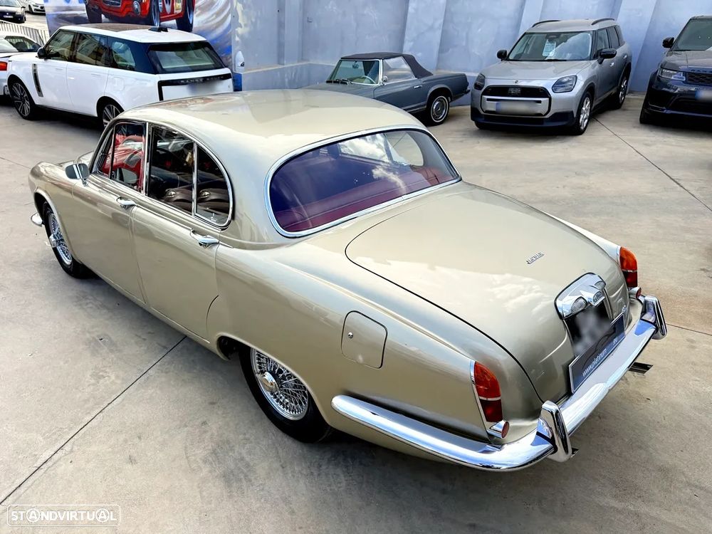 Jaguar 420G - 47