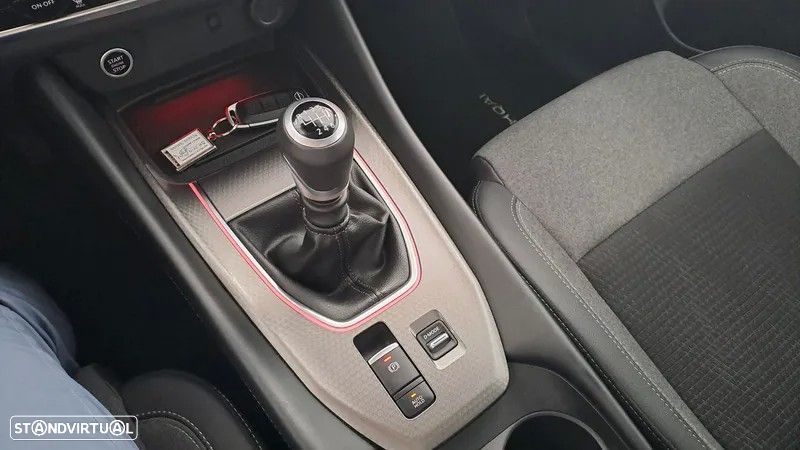 Nissan Qashqai 1.3 DIG-T N-Connecta LED - 16