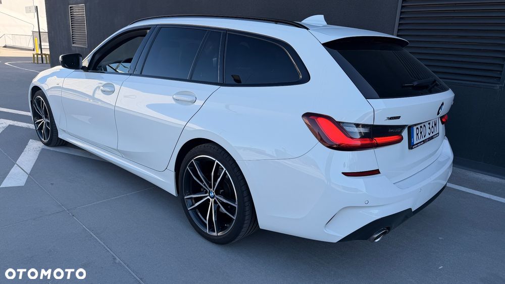 BMW Seria 3 320d xDrive M Sport Shadow - 4