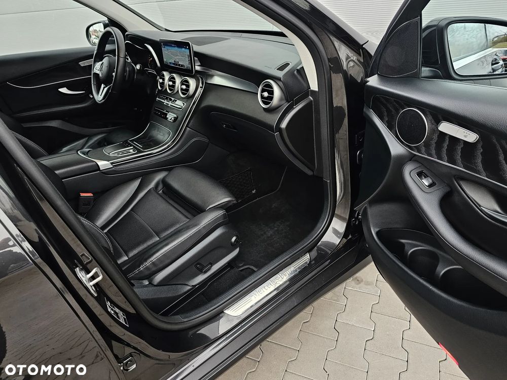 Mercedes-Benz GLC 220 d 4Matic 9G-TRONIC Exclusive - 8