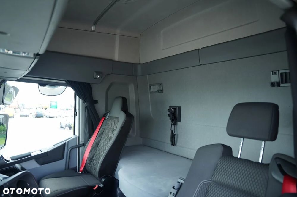 Scania T 520 / PEŁNY ADR / RETARDER  / - 26
