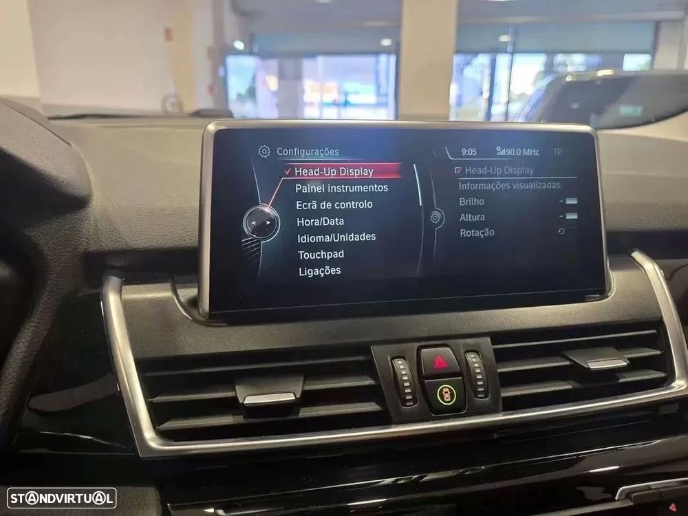 BMW 218 Active Tourer d Aut. Sport Line - 24