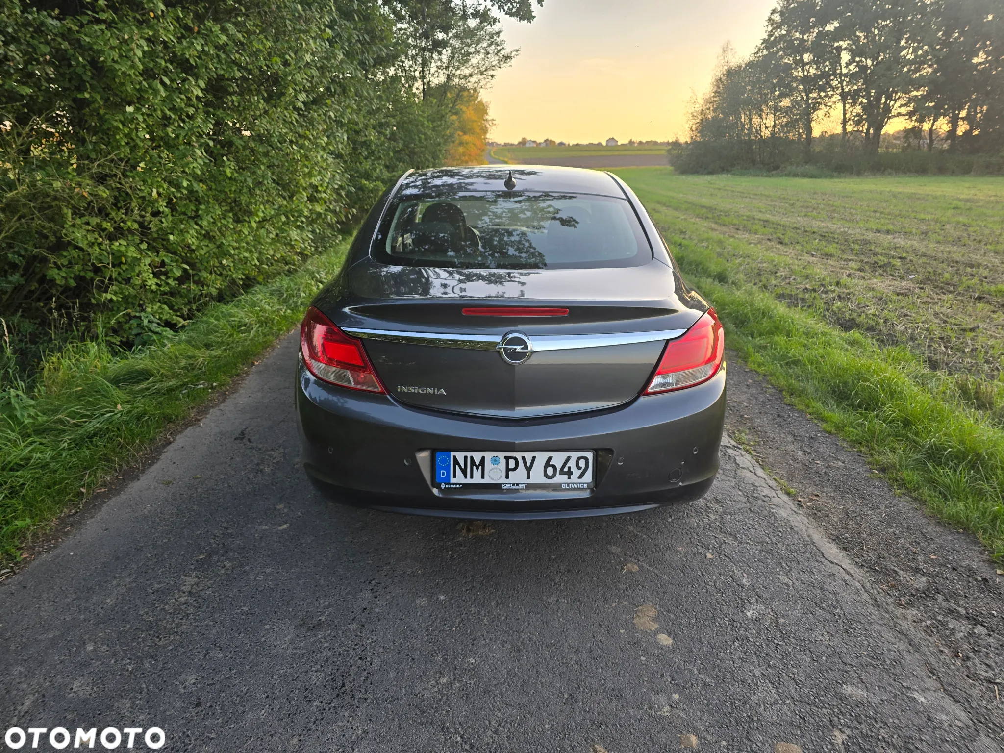 Opel Insignia 1.8 Executive - 4